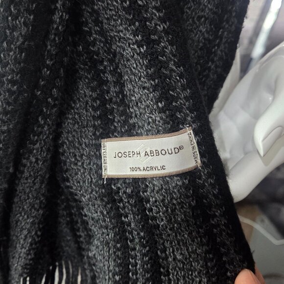 Joseph Abboud Men's Scarf 100% Acrylic - Picture 3 of 3